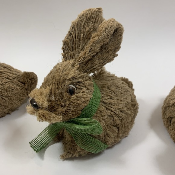 Pier 1 Imports Bristle Bunnies Easter Decoration Whimsical Centerpiece 3-Piece - Picture 5 of 15